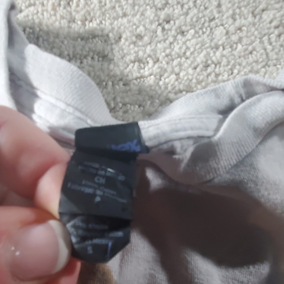 Taylor Swift the red tour shirt - Picture 4 of 4